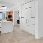 Villa Karat *