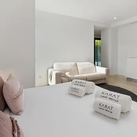 Karat Villa *