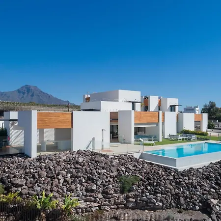 Villa Karat *