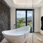 Karat Vila
