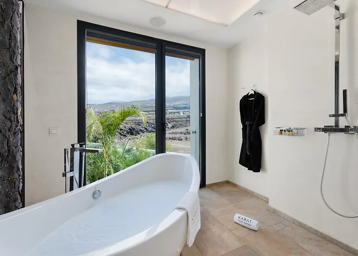 Karat Villa Playa Paraiso