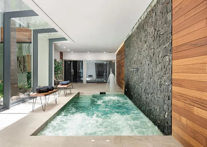 Karat Villa Playa Paraiso